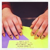 Pretty Tite Set With Graphic Half Moons, Tite Tips + 3D Gem Application.